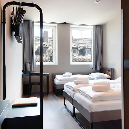 Meininger Hauptbahnhof Bremen