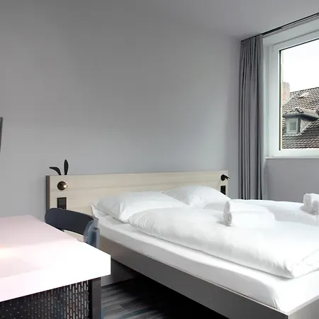 Meininger Hauptbahnhof Bremen