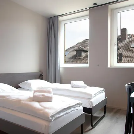 Meininger Hauptbahnhof Hotel