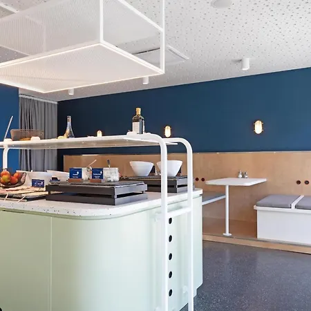 Otel Meininger Hauptbahnhof 3*