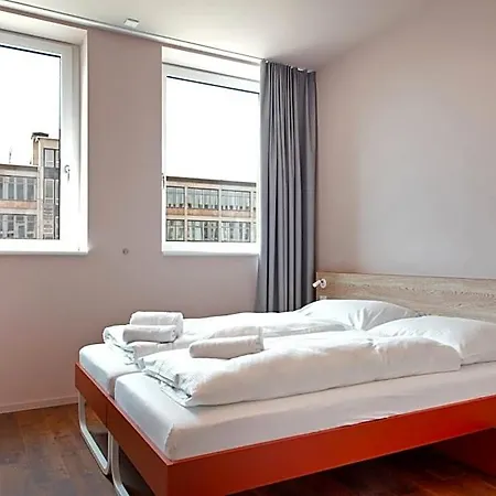 Meininger Hauptbahnhof Otel Bremen