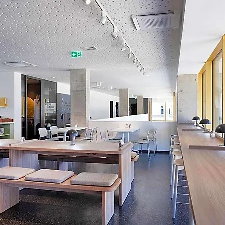 Meininger Hauptbahnhof Otel Bremen