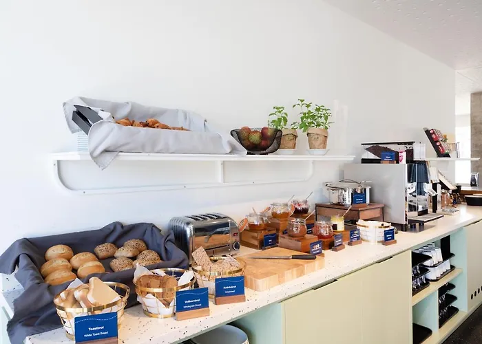 Meininger Hauptbahnhof 3* ブレーメン