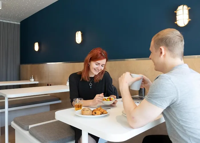 Meininger Hauptbahnhof Bremen