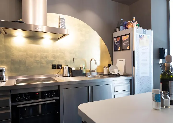 Meininger Hauptbahnhof 3* ブレーメン